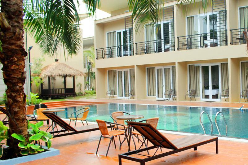 Bali De Anyer Hotel & Restaurant Extérieur photo